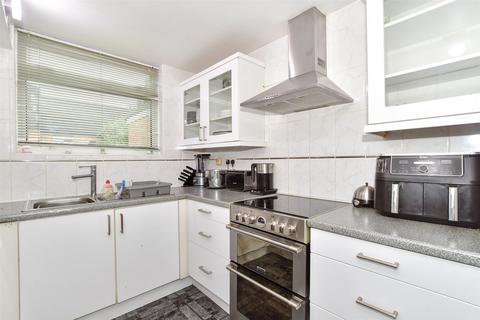 3 bedroom terraced house for sale, Observatory Walk, Redhill, Surrey