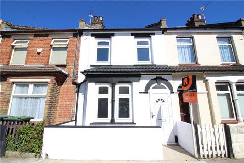 3 bedroom terraced house for sale, Gordon Road, Gravesend DA11