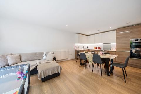 2 bedroom apartment for sale, Plough Way London SE16