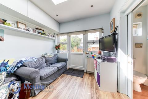 4 bedroom terraced house for sale, Windsor Road, Thornton Heath, Surrey, CR7