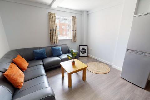 1 bedroom in a flat share to rent, Gold En Suite at Kopa,  130 Moor Lane PR1