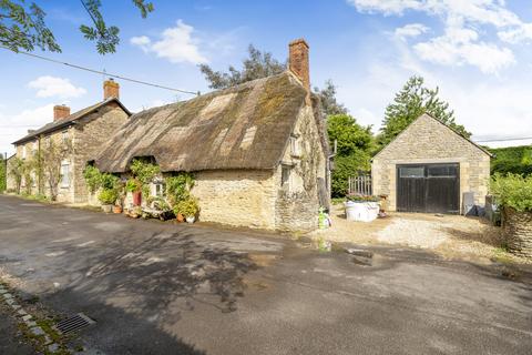 2 bedroom detached house for sale, Buckland, Faringdon, Oxfordshire, SN7