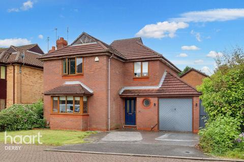 4 bedroom detached house for sale, Tredegar Drive, Oakwood