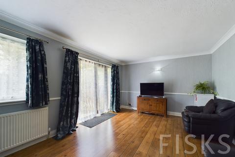 4 bedroom semi-detached house for sale, Richmond Avenue, Benfleet, SS7