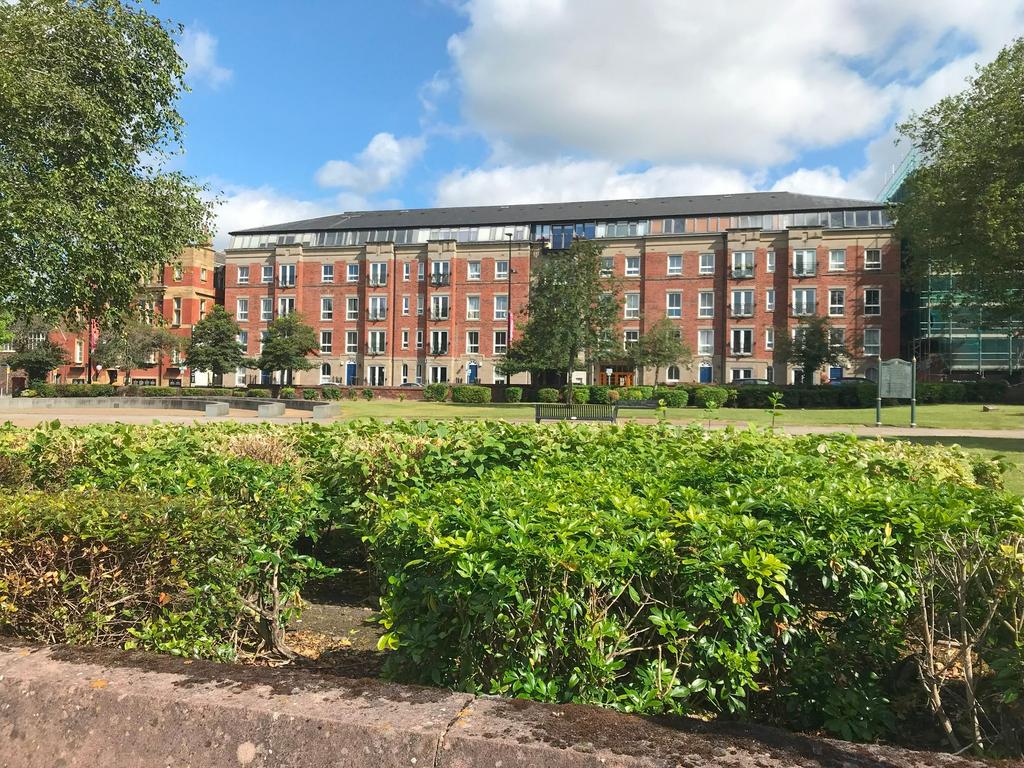 Palmyra Square North, Warrington, WA1 1 bed apartment £140,000