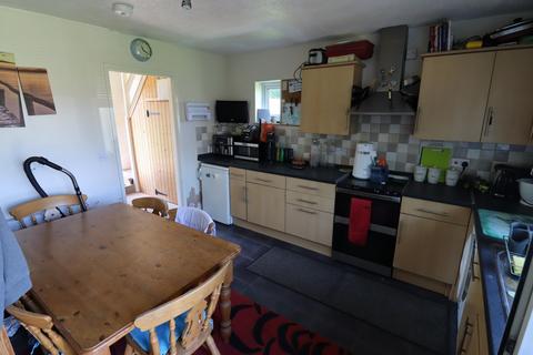 3 bedroom semi-detached house for sale, Abbey Road , Bardney LN3