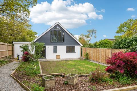 5 bedroom chalet for sale, Christchurch Road, Ferndown BH22