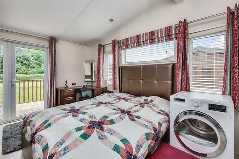 2 bedroom lodge for sale, 18 Lakeside The Glen, Thurston Manor, EH42 1SA