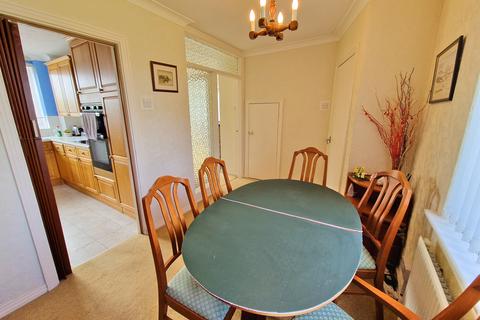 2 Lapwing Close, Porthcawl, CF36 3TY