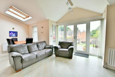 10 Ashfield Road, Whickham, Newcastle Upon Tyne, NE16 4PL