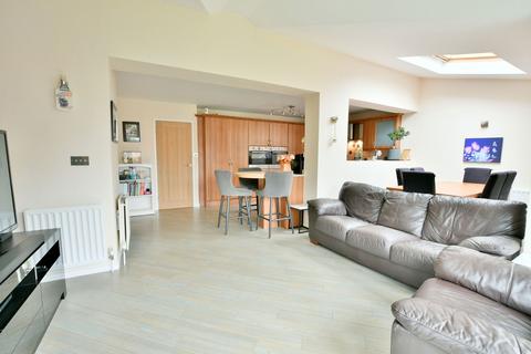 10 Ashfield Road, Whickham, Newcastle Upon Tyne, NE16 4PL