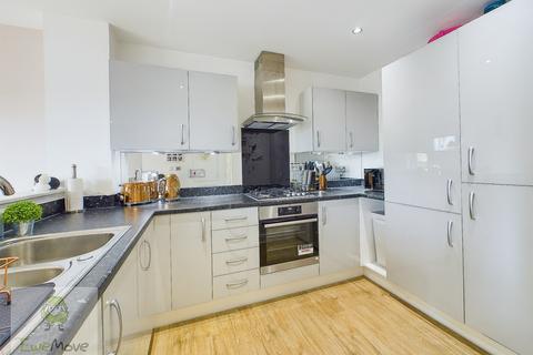 2 bedroom apartment for sale, Crusade Way, Strood, Rochester, ME2 2ZH