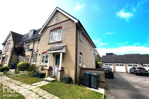 3 bedroom end of terrace house for sale, Lyle Close, Ipswich
