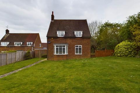 3 bedroom property with land for sale, *  DEVELOPERS AWARE  *  Stonelea Road, HEMEL HEMPSTEAD