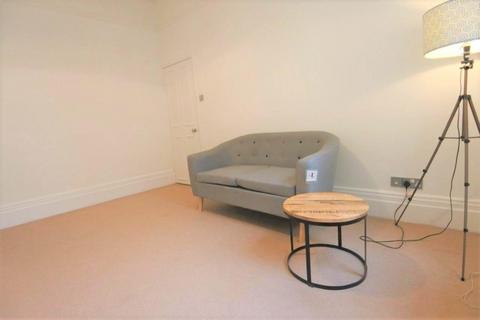 1 bedroom flat to rent, Old Court Place, London W8