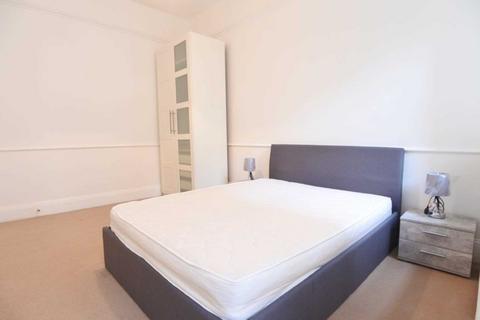 1 bedroom flat to rent, Old Court Place, London W8