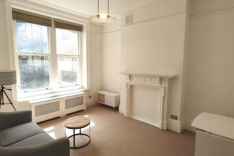 1 bedroom flat to rent, Old Court Place, London W8