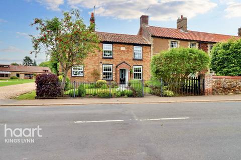 4 bedroom character property for sale, Church Road, Wimbotsham