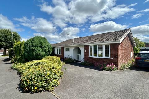 2 bedroom bungalow for sale, Heathfield, Thringstone, Coalville, LE67