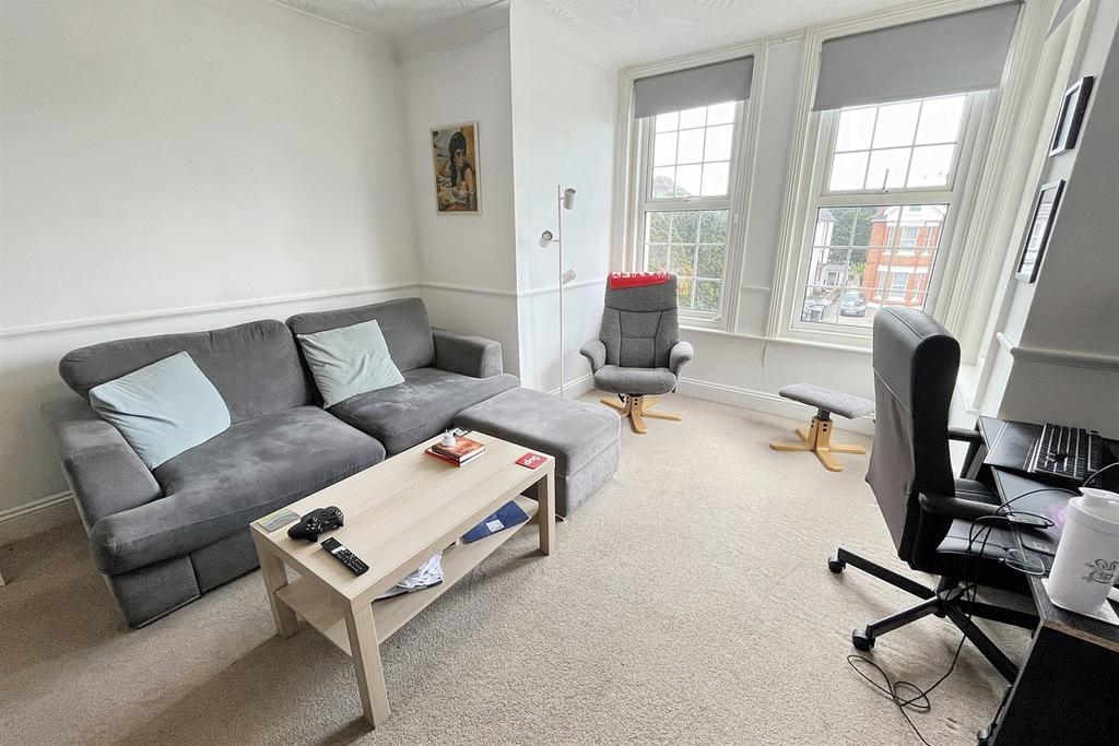 Southbourne 1 bed flat for sale £185,000