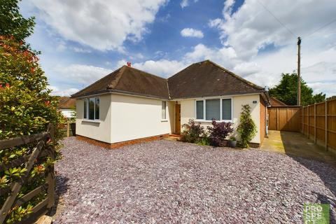 3 bedroom bungalow for sale, Fernhill Road, Farnborough, Hampshire, GU14