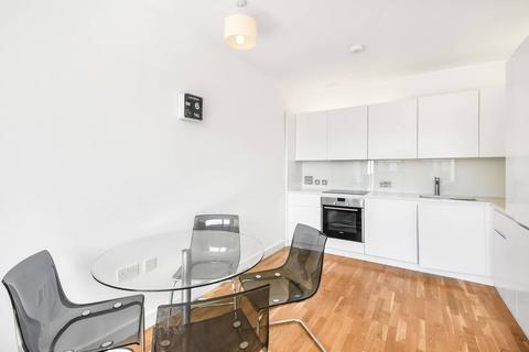 2 bedroom flat to rent, Amelia Street, Elephant and Castle, London, SE17