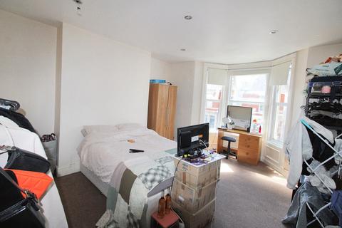 5 bedroom maisonette for sale, Lavender Gardens, Jesmond, Newcastle upon Tyne, Tyne and Wear, NE2 3DD