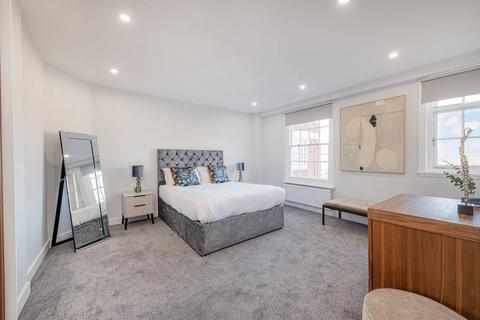 5 bedroom flat to rent, Finchley Road, St John's Wood, London, NW8