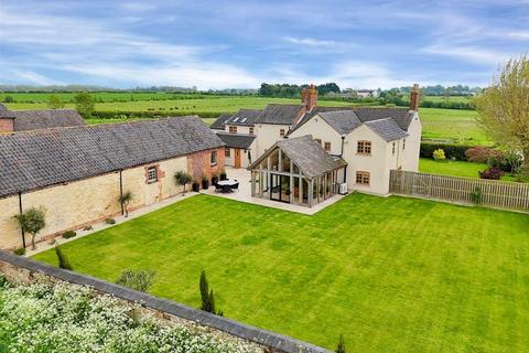 7 bedroom detached house for sale, Swallow Hole Road, Saltby