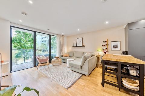 1 bedroom apartment for sale, Hawthorne Crescent, London