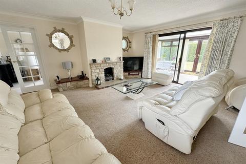 3 bedroom detached bungalow for sale, Ferndown