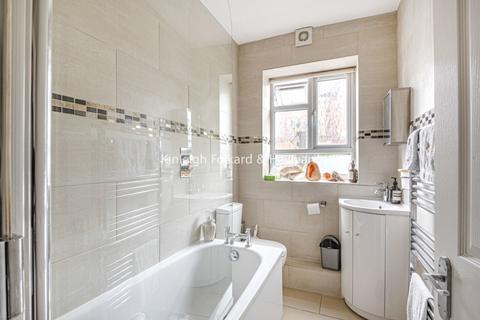 2 bedroom apartment to rent, Church Road London N6