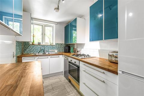 3 bedroom flat for sale, New Park Road, London, SW2