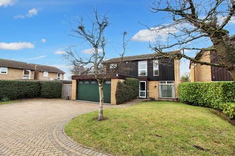 4 bedroom detached house for sale, Farthing Drive, Letchworth Garden City, SG6