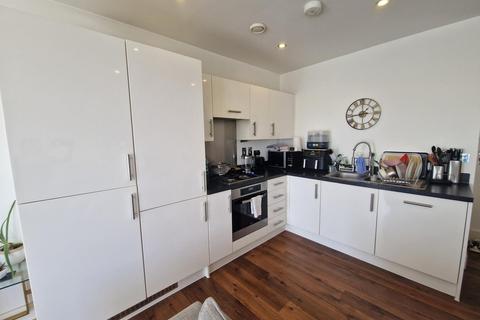 1 bedroom flat for sale, Rectory Park Avenue, Northolt UB5