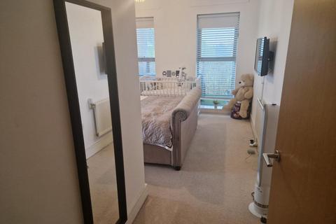 1 bedroom flat for sale, Rectory Park Avenue, Northolt UB5