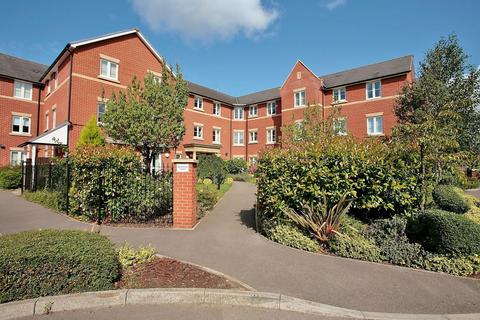 1 bedroom flat for sale, Merisham Court, Banbury