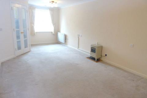 1 bedroom flat for sale, Merisham Court, Banbury