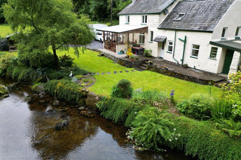 3 bedroom detached house for sale, Tyn Y Cwm, Bala