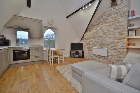 2 bedroom flat to rent, 12 Hollin Lane, Leeds LS16