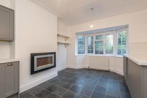 undefined, Harrogate Road, Leeds LS7