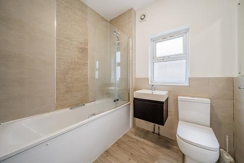 Flat 1, 39 Rathfern Road, London, SE6 4NJ