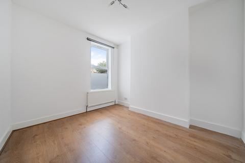 Flat 1, 39 Rathfern Road, London, SE6 4NJ