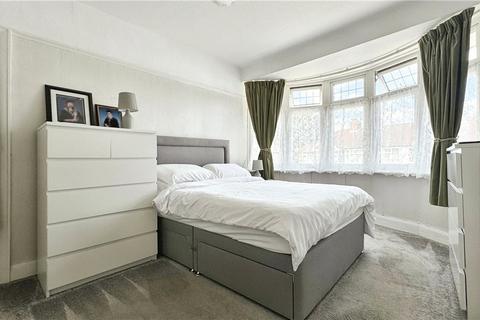 3 bedroom semi-detached house for sale, Grosvenor Crescent, Uxbridge, Middlesex