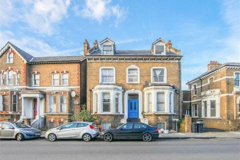 2 bedroom flat to rent, Mostyn Road, Brixton SW9