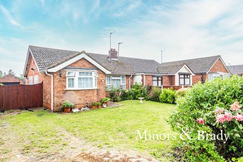 3 bedroom semi-detached bungalow for sale, Ormesby Road, Caister-On-Sea