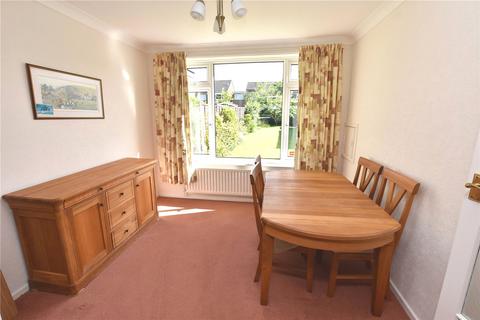 3 bedroom semi-detached house for sale, Ringwood Crescent, Leeds, West Yorkshire