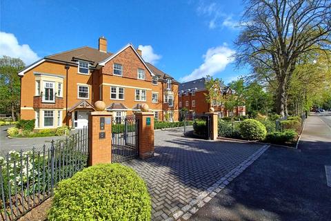 1 bedroom apartment to rent, Dukes Ride, Berkshire RG45