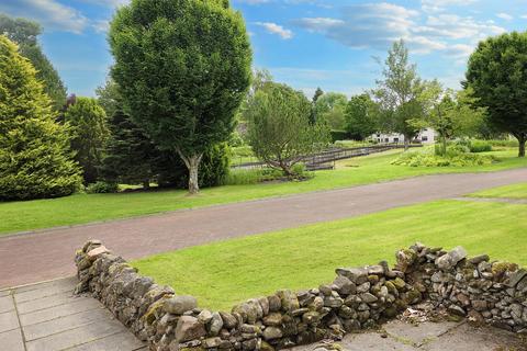 undefined, Lesmahagow ML11