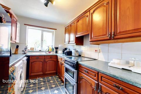 3 bedroom link detached house for sale, Queens Road, Telford